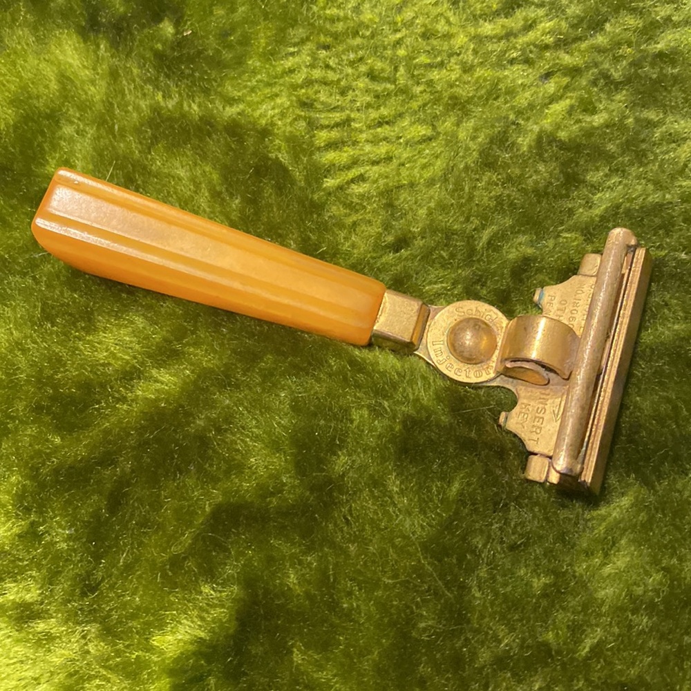 Vintage Razor - Picture 3 of 4